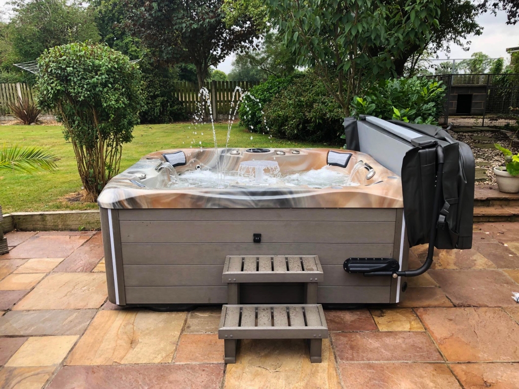 Outdoor Hot Tub Installation | Hot Tubs Direct