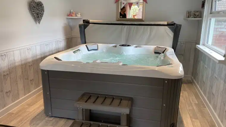 jubilee_hot_tub